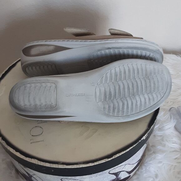 ARA Classic Open Toe Sandal - Picture 9 of 13